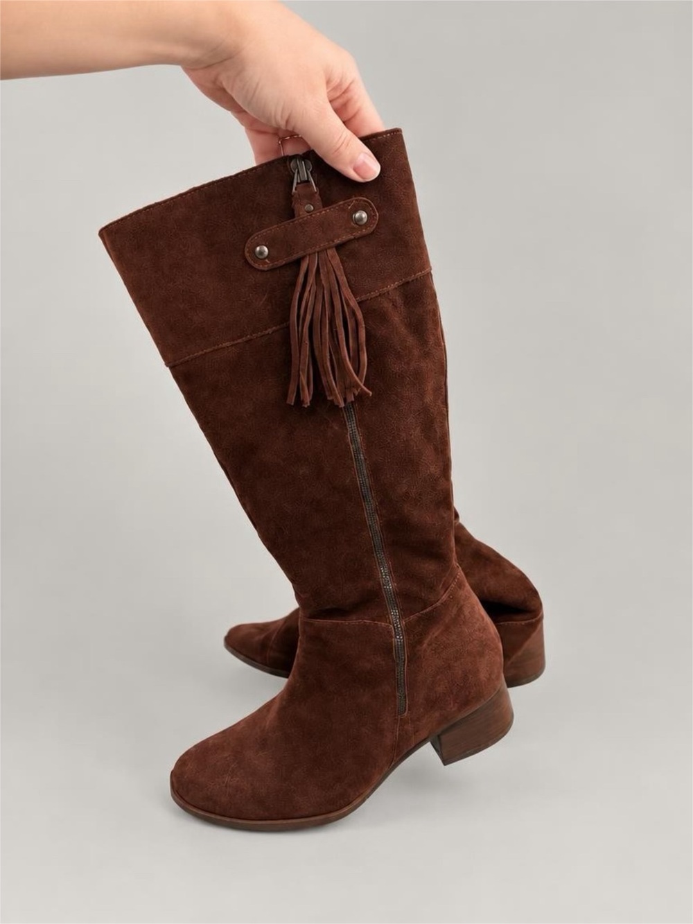 Naturalizer N5 Brown Suede Wide Calf Knee High Tassel Boots 8.5